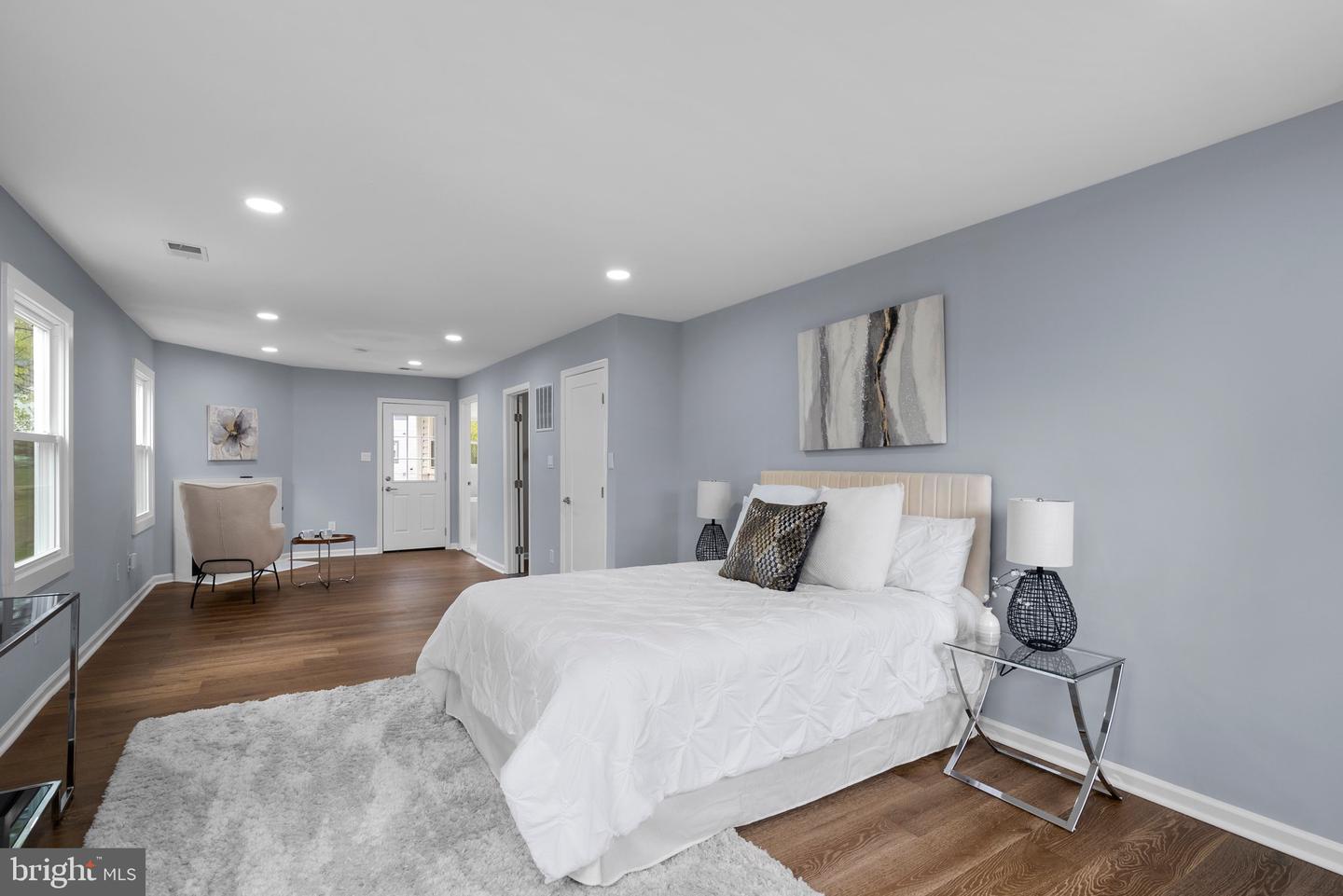 2924 HUNTER RD, FAIRFAX, Virginia 22031, 5 Bedrooms Bedrooms, ,4 BathroomsBathrooms,Residential,For sale,2924 HUNTER RD,VAFX2232024 MLS # VAFX2232024