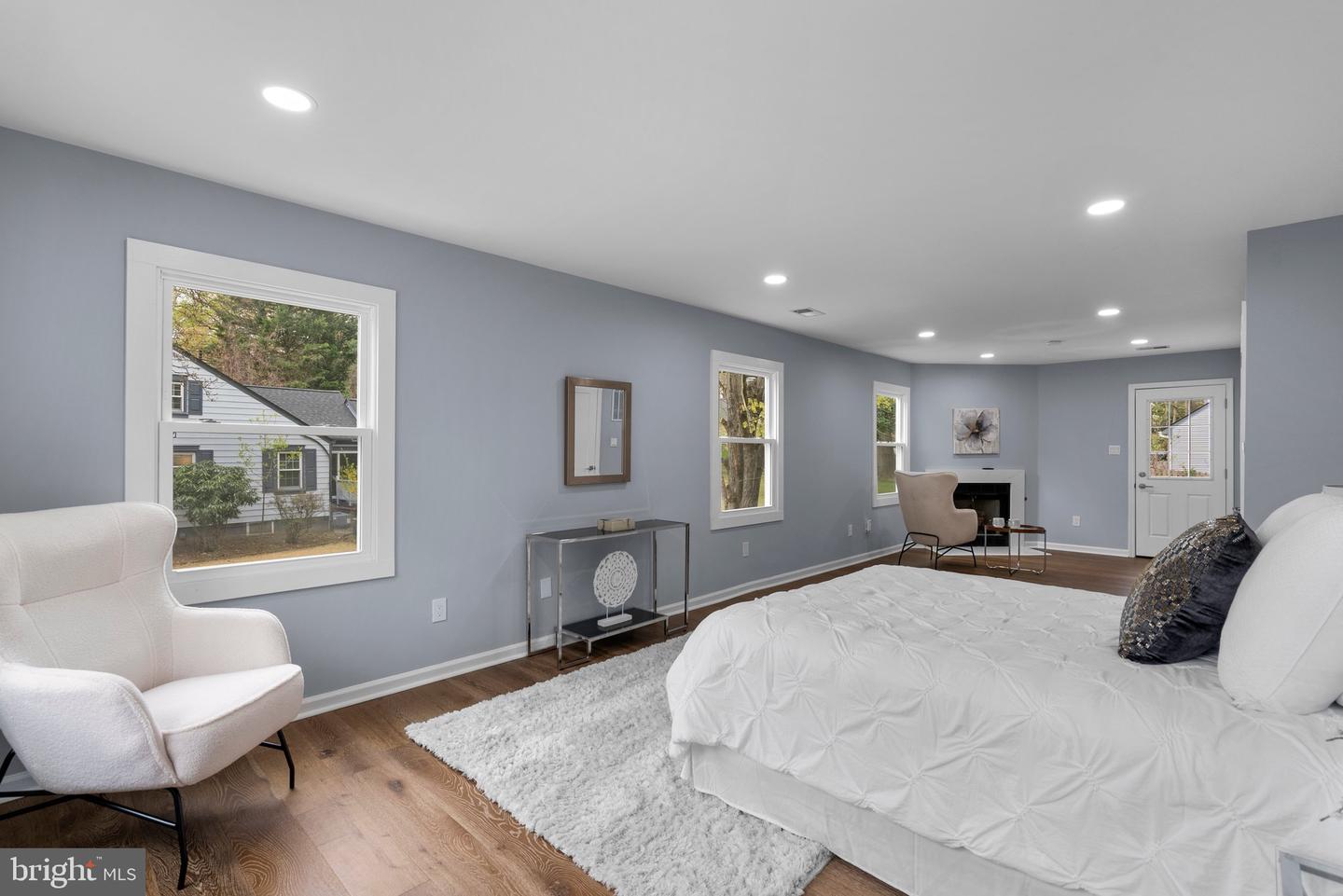 2924 HUNTER RD, FAIRFAX, Virginia 22031, 5 Bedrooms Bedrooms, ,4 BathroomsBathrooms,Residential,For sale,2924 HUNTER RD,VAFX2232024 MLS # VAFX2232024