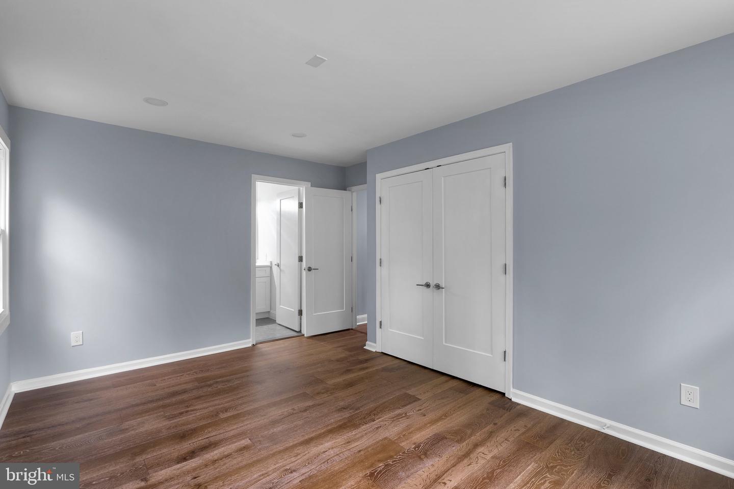 2924 HUNTER RD, FAIRFAX, Virginia 22031, 5 Bedrooms Bedrooms, ,4 BathroomsBathrooms,Residential,For sale,2924 HUNTER RD,VAFX2232024 MLS # VAFX2232024