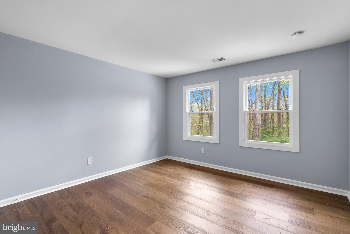 2924 HUNTER RD, FAIRFAX, Virginia 22031, 5 Bedrooms Bedrooms, ,4 BathroomsBathrooms,Residential,For sale,2924 HUNTER RD,VAFX2232024 MLS # VAFX2232024