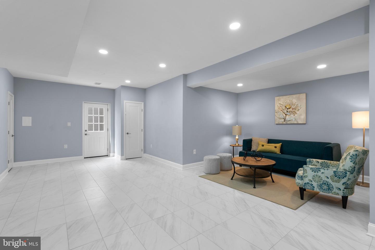 2924 HUNTER RD, FAIRFAX, Virginia 22031, 5 Bedrooms Bedrooms, ,4 BathroomsBathrooms,Residential,For sale,2924 HUNTER RD,VAFX2232024 MLS # VAFX2232024