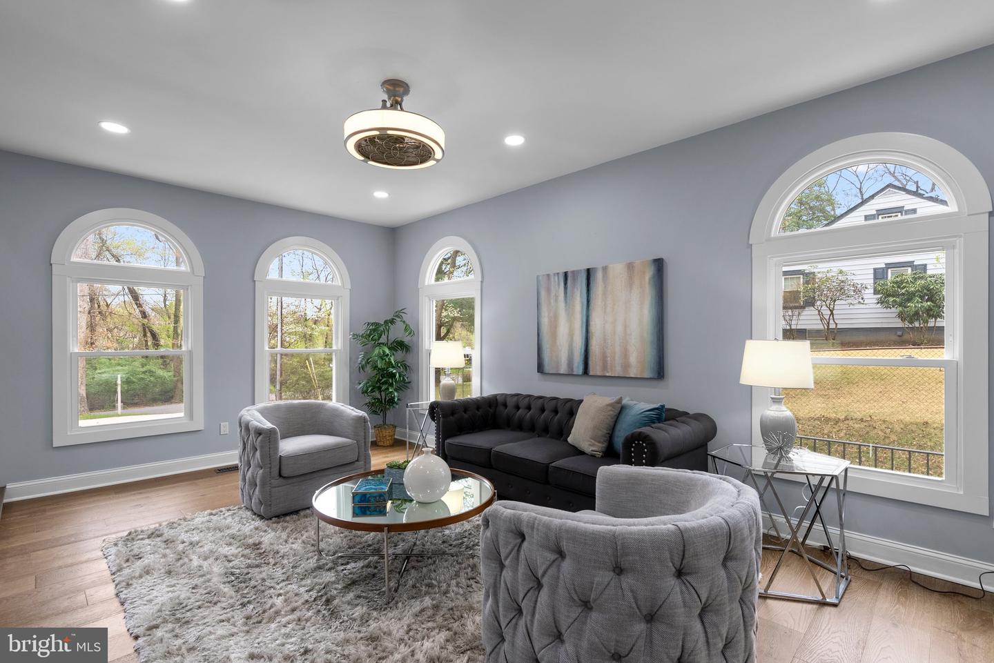 2924 HUNTER RD, FAIRFAX, Virginia 22031, 5 Bedrooms Bedrooms, ,4 BathroomsBathrooms,Residential,For sale,2924 HUNTER RD,VAFX2232024 MLS # VAFX2232024