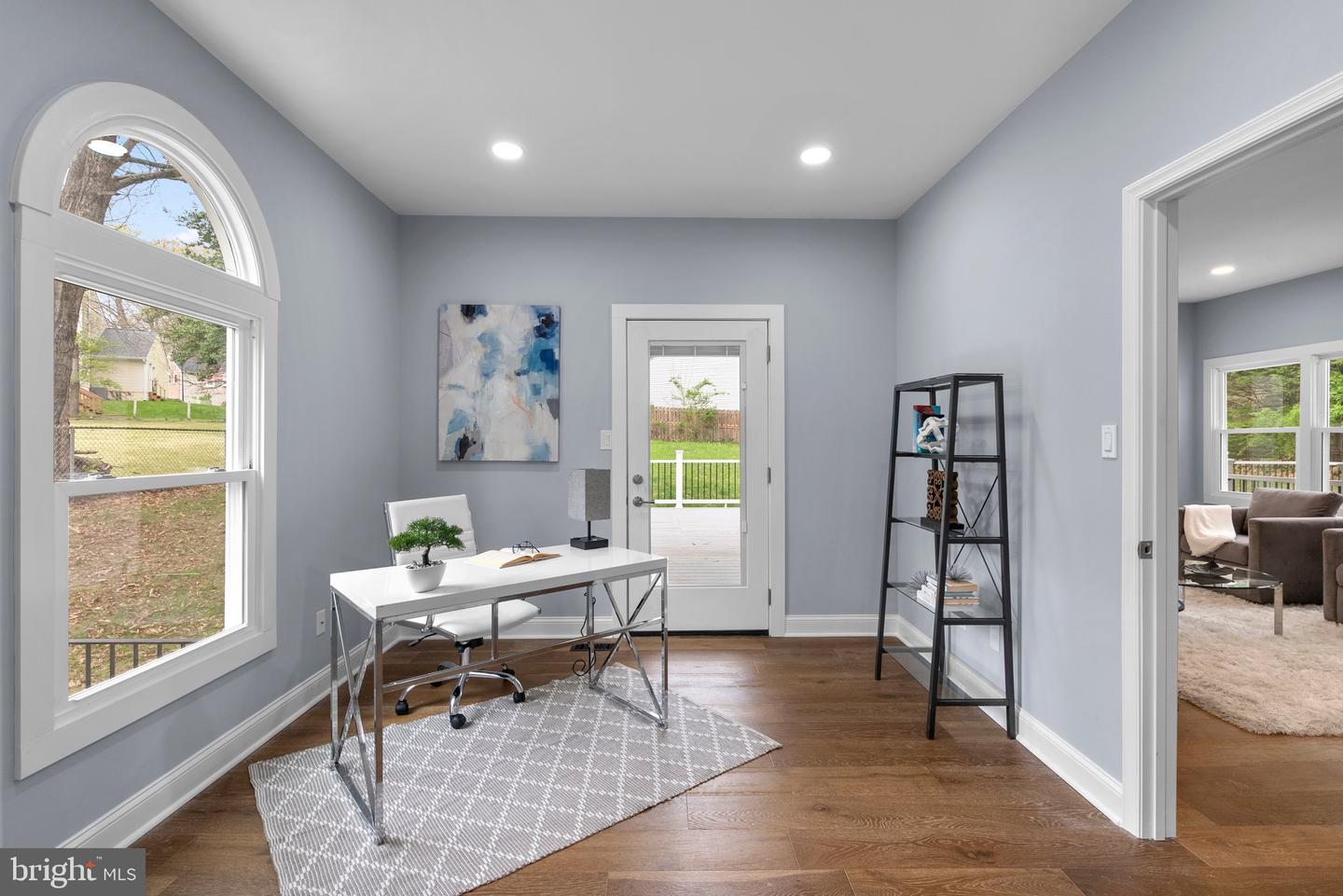 2924 HUNTER RD, FAIRFAX, Virginia 22031, 5 Bedrooms Bedrooms, ,4 BathroomsBathrooms,Residential,For sale,2924 HUNTER RD,VAFX2232024 MLS # VAFX2232024