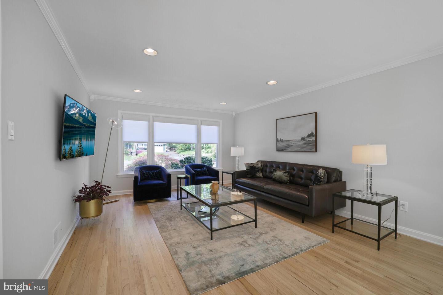 6219 BEACHWAY DR, FALLS CHURCH, Virginia 22041, 3 Bedrooms Bedrooms, ,2 BathroomsBathrooms,Residential,For sale,6219 BEACHWAY DR,VAFX2232028 MLS # VAFX2232028