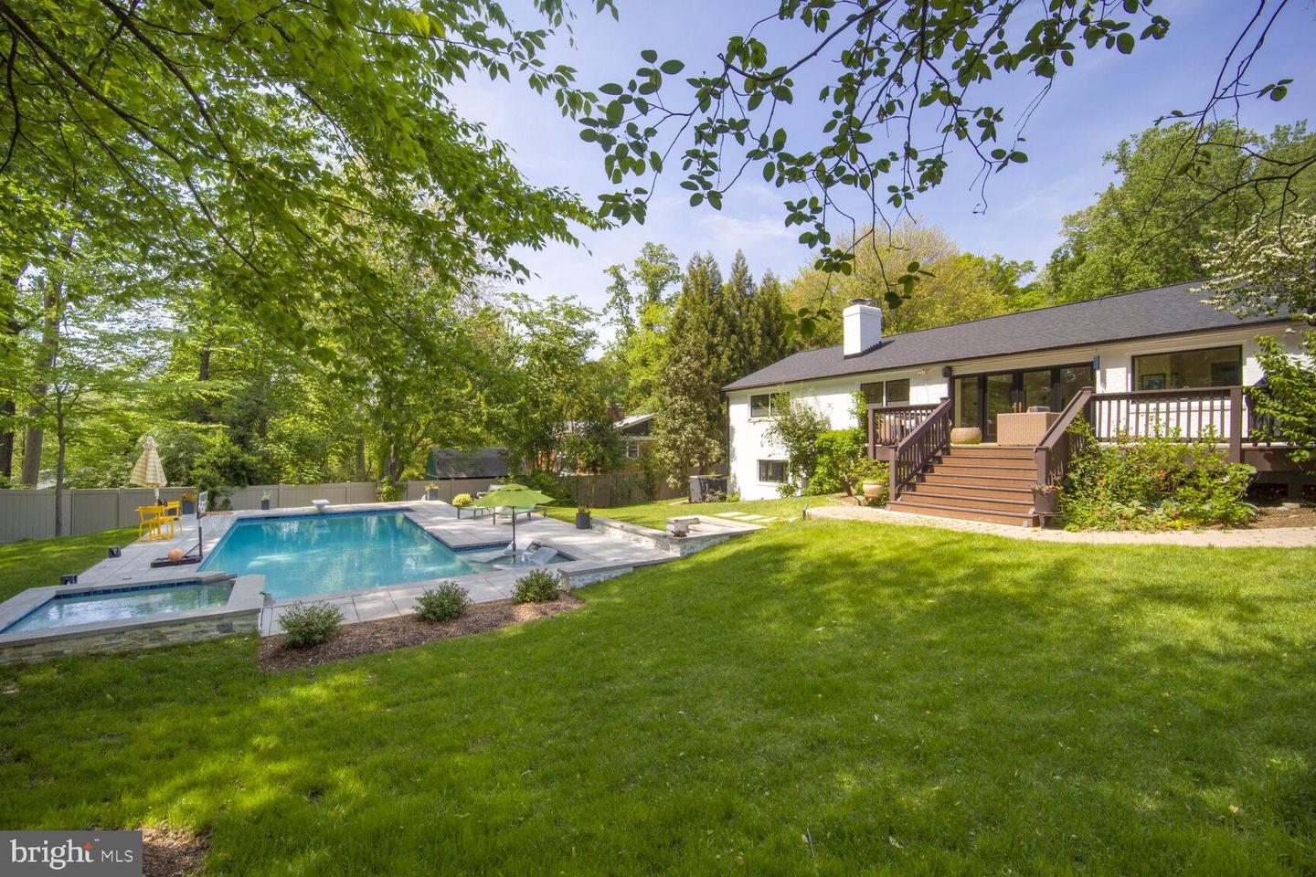 6219 BEACHWAY DR, FALLS CHURCH, Virginia 22041, 3 Bedrooms Bedrooms, ,2 BathroomsBathrooms,Residential,For sale,6219 BEACHWAY DR,VAFX2232028 MLS # VAFX2232028