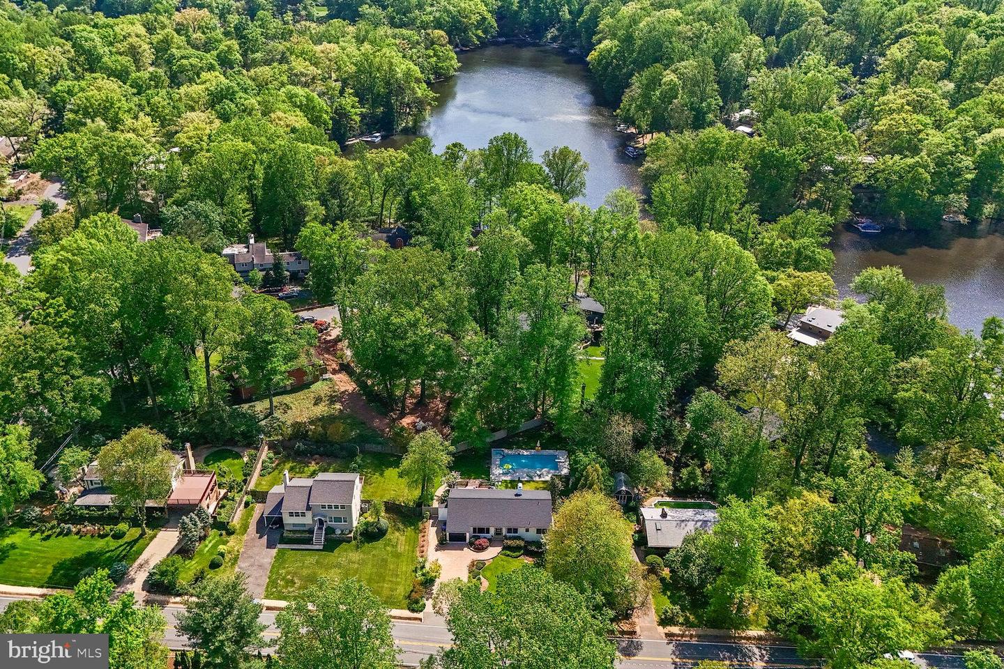 6219 BEACHWAY DR, FALLS CHURCH, Virginia 22041, 3 Bedrooms Bedrooms, ,2 BathroomsBathrooms,Residential,For sale,6219 BEACHWAY DR,VAFX2232028 MLS # VAFX2232028