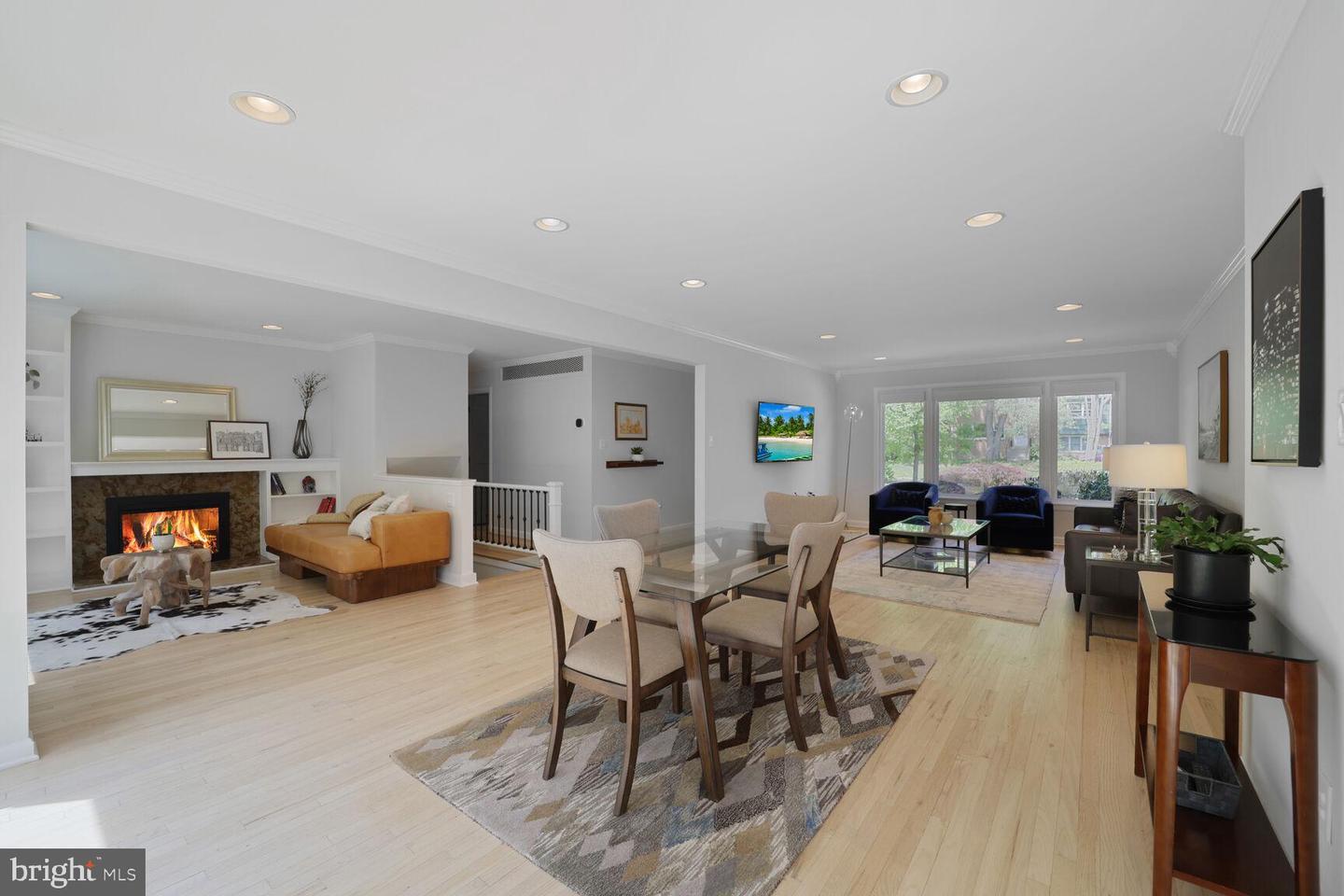 6219 BEACHWAY DR, FALLS CHURCH, Virginia 22041, 3 Bedrooms Bedrooms, ,2 BathroomsBathrooms,Residential,For sale,6219 BEACHWAY DR,VAFX2232028 MLS # VAFX2232028