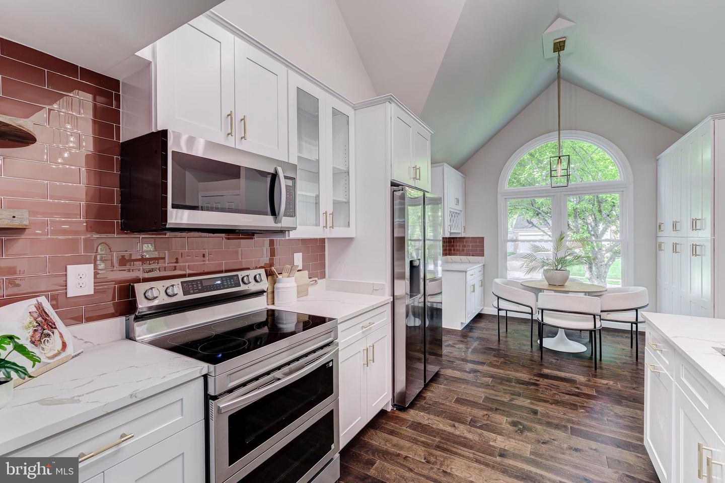 5275 DUNLEIGH DR, BURKE, Virginia 22015, 5 Bedrooms Bedrooms, ,3 BathroomsBathrooms,Residential,For sale,5275 DUNLEIGH DR,VAFX2232118 MLS # VAFX2232118