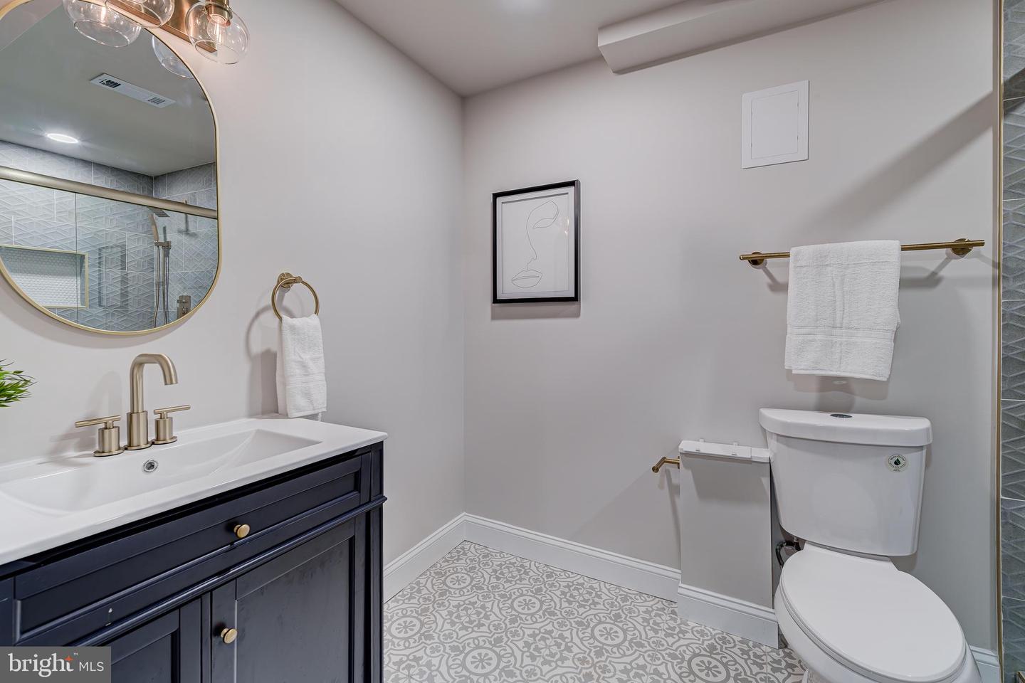 5275 DUNLEIGH DR, BURKE, Virginia 22015, 5 Bedrooms Bedrooms, ,3 BathroomsBathrooms,Residential,For sale,5275 DUNLEIGH DR,VAFX2232118 MLS # VAFX2232118