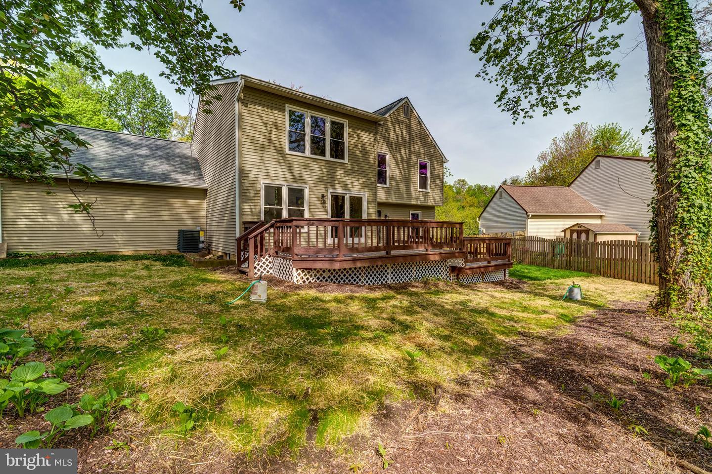 5275 DUNLEIGH DR, BURKE, Virginia 22015, 5 Bedrooms Bedrooms, ,3 BathroomsBathrooms,Residential,For sale,5275 DUNLEIGH DR,VAFX2232118 MLS # VAFX2232118
