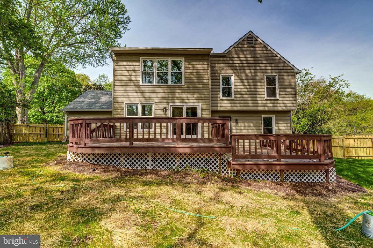 5275 DUNLEIGH DR, BURKE, Virginia 22015, 5 Bedrooms Bedrooms, ,3 BathroomsBathrooms,Residential,For sale,5275 DUNLEIGH DR,VAFX2232118 MLS # VAFX2232118