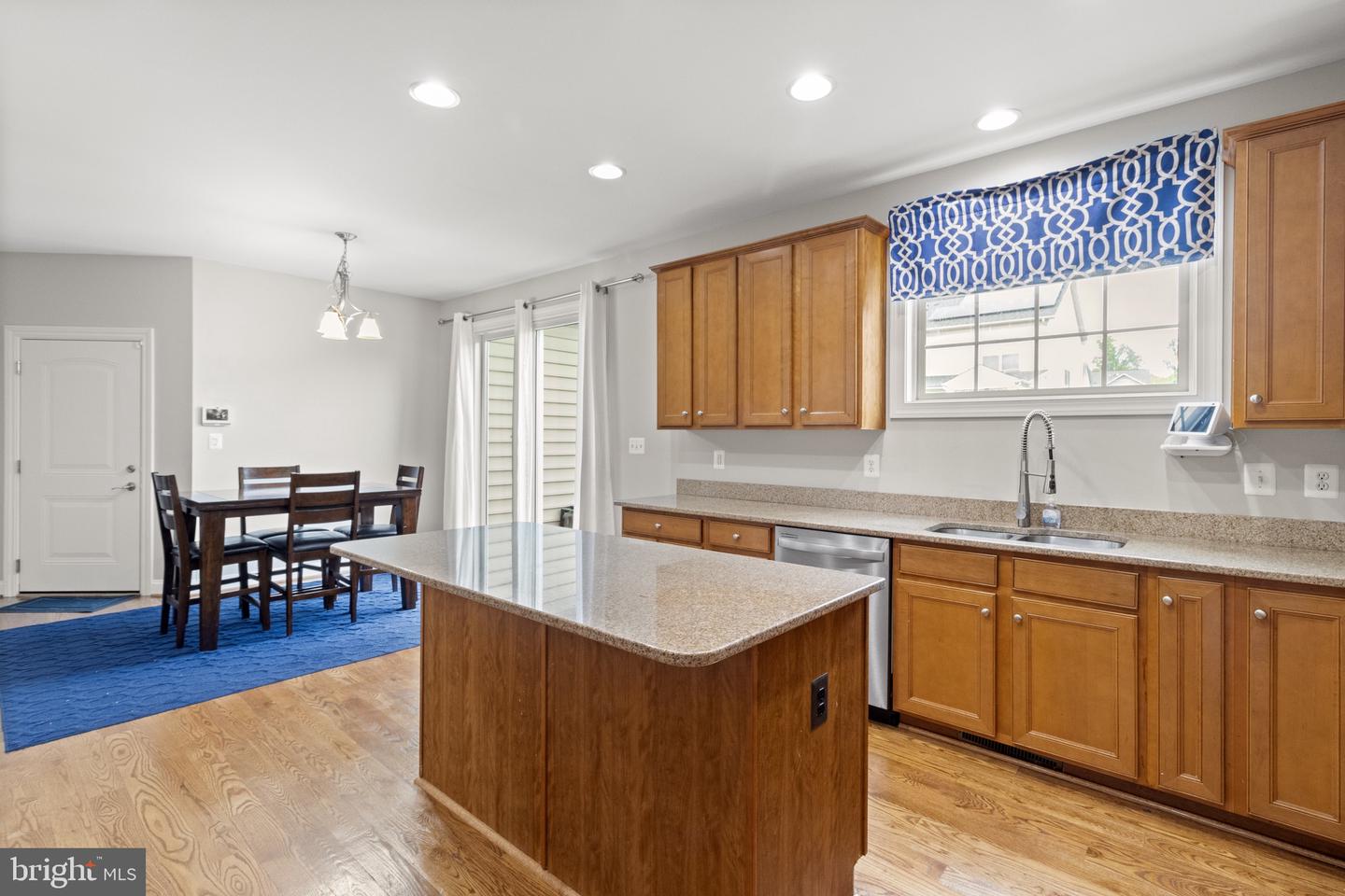2196 PORT POTOMAC AVE, WOODBRIDGE, Virginia 22191, 4 Bedrooms Bedrooms, 5 Rooms Rooms,3 BathroomsBathrooms,Residential,For sale,2196 PORT POTOMAC AVE,VAPW2091248 MLS # VAPW2091248