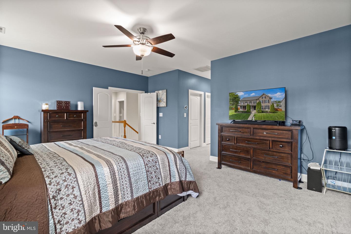 2196 PORT POTOMAC AVE, WOODBRIDGE, Virginia 22191, 4 Bedrooms Bedrooms, 5 Rooms Rooms,3 BathroomsBathrooms,Residential,For sale,2196 PORT POTOMAC AVE,VAPW2091248 MLS # VAPW2091248