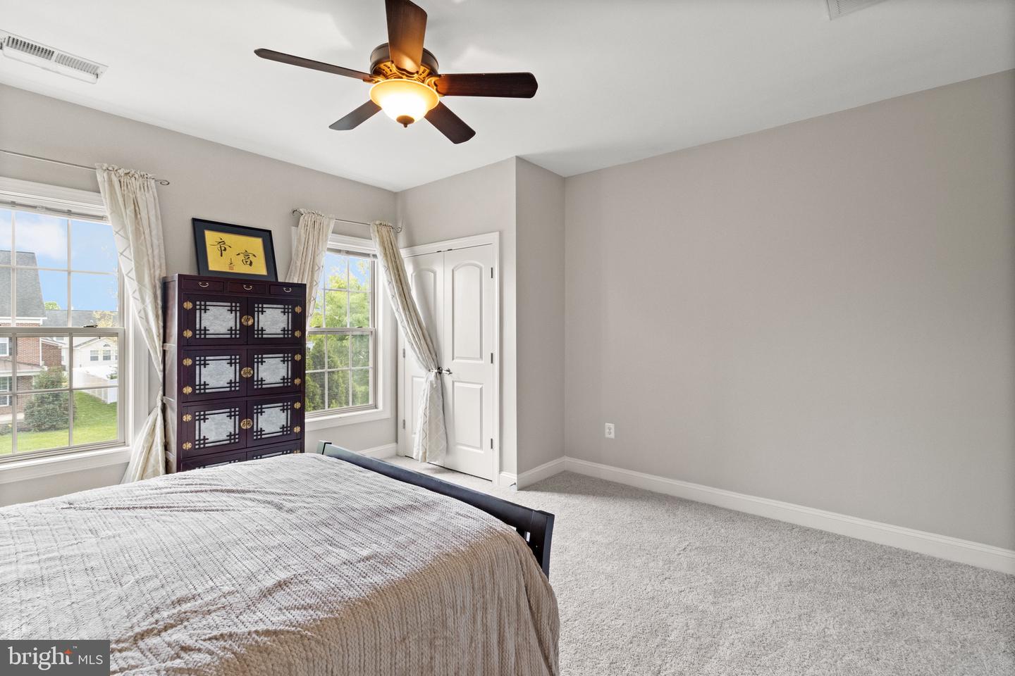 2196 PORT POTOMAC AVE, WOODBRIDGE, Virginia 22191, 4 Bedrooms Bedrooms, 5 Rooms Rooms,3 BathroomsBathrooms,Residential,For sale,2196 PORT POTOMAC AVE,VAPW2091248 MLS # VAPW2091248