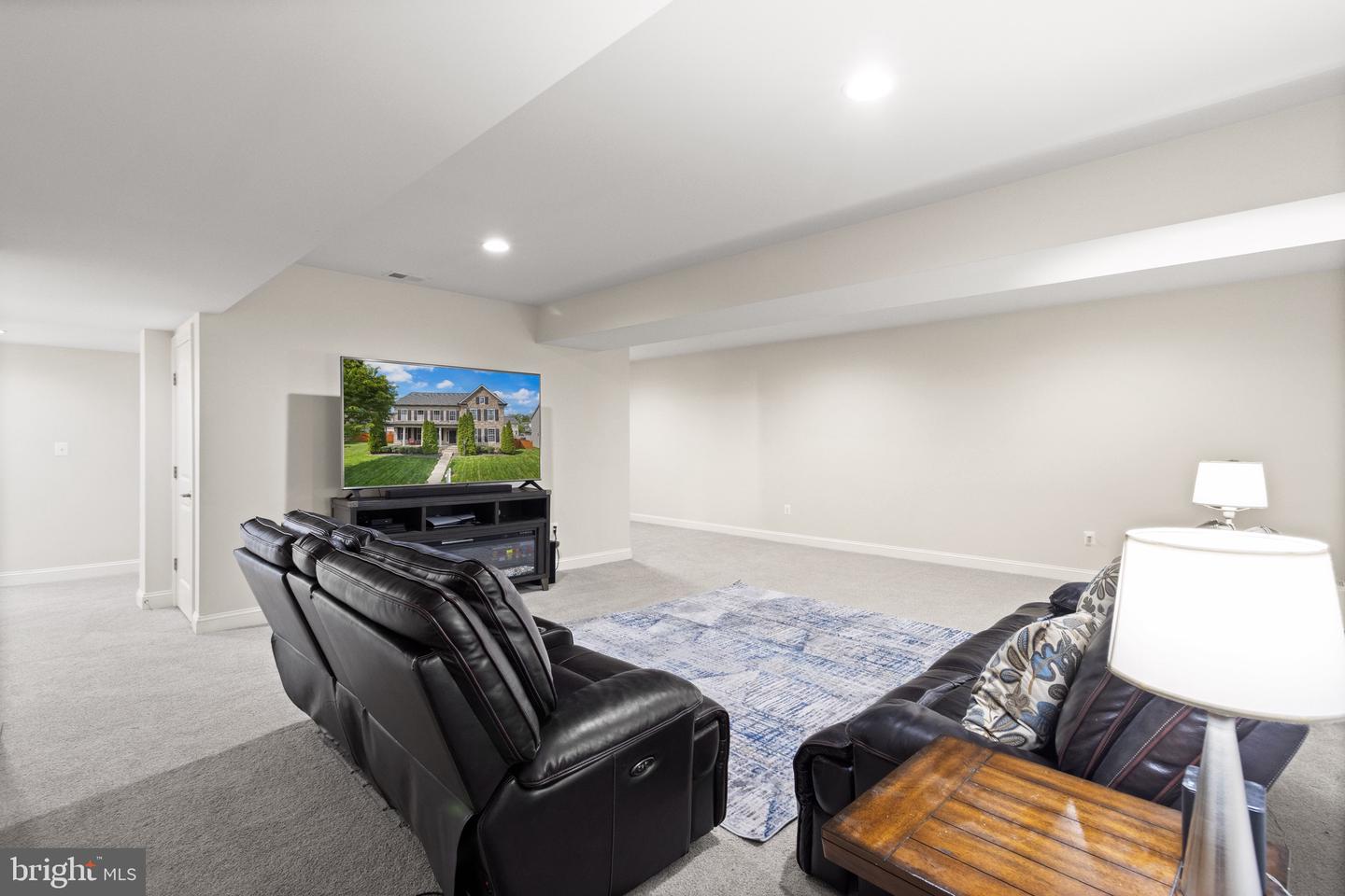 2196 PORT POTOMAC AVE, WOODBRIDGE, Virginia 22191, 4 Bedrooms Bedrooms, 5 Rooms Rooms,3 BathroomsBathrooms,Residential,For sale,2196 PORT POTOMAC AVE,VAPW2091248 MLS # VAPW2091248