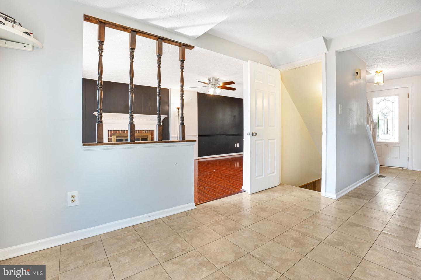 7647 FALLSWOOD WAY, LORTON, Virginia 22079, 3 Bedrooms Bedrooms, ,3 BathroomsBathrooms,Residential,For sale,7647 FALLSWOOD WAY,VAFX2232382 MLS # VAFX2232382