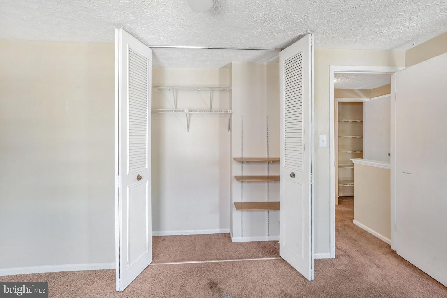7647 FALLSWOOD WAY, LORTON, Virginia 22079, 3 Bedrooms Bedrooms, ,3 BathroomsBathrooms,Residential,For sale,7647 FALLSWOOD WAY,VAFX2232382 MLS # VAFX2232382