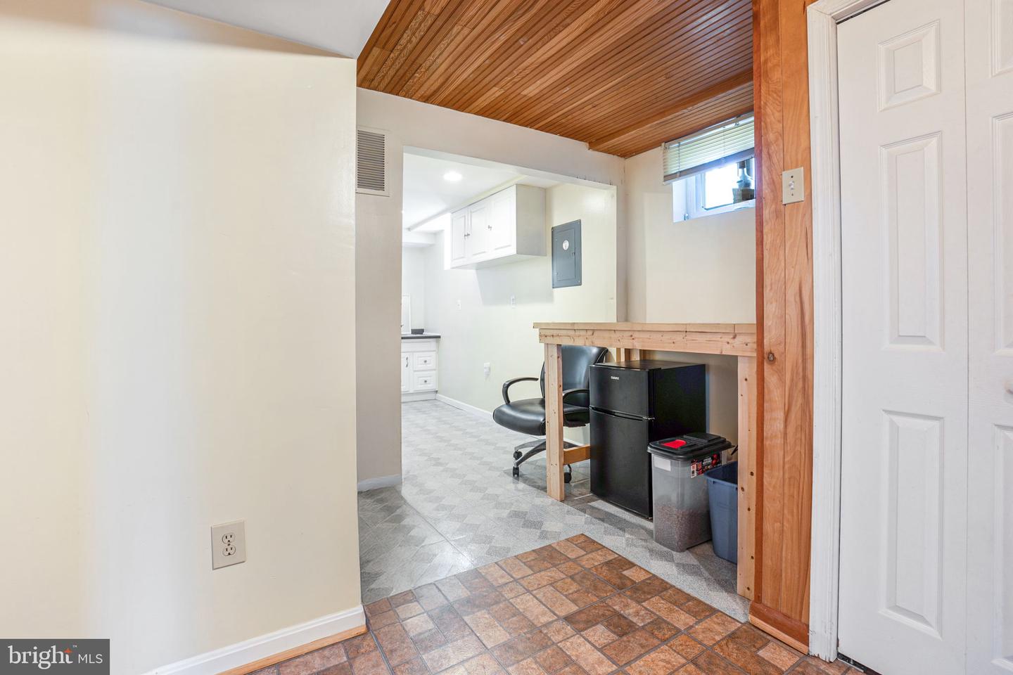 7647 FALLSWOOD WAY, LORTON, Virginia 22079, 3 Bedrooms Bedrooms, ,3 BathroomsBathrooms,Residential,For sale,7647 FALLSWOOD WAY,VAFX2232382 MLS # VAFX2232382