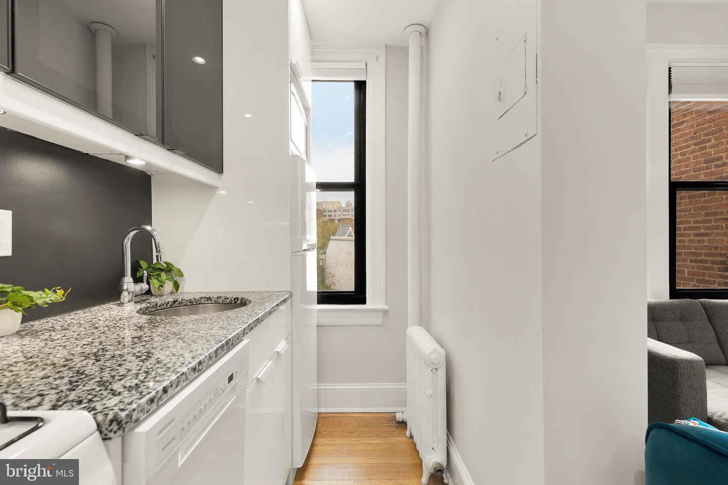 1101 L ST NW #606, WASHINGTON, District Of Columbia 20005, 1 Room Rooms,1 BathroomBathrooms,Residential,For sale,1101 L ST NW #606,DCDC2194138 MLS # DCDC2194138