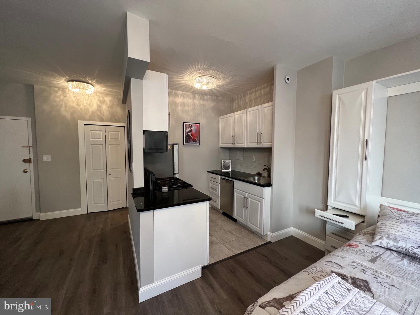 522 21ST ST NW #202, WASHINGTON, District Of Columbia 20006, ,1 BathroomBathrooms,Residential,For sale,522 21ST ST NW #202,DCDC2194152 MLS # DCDC2194152