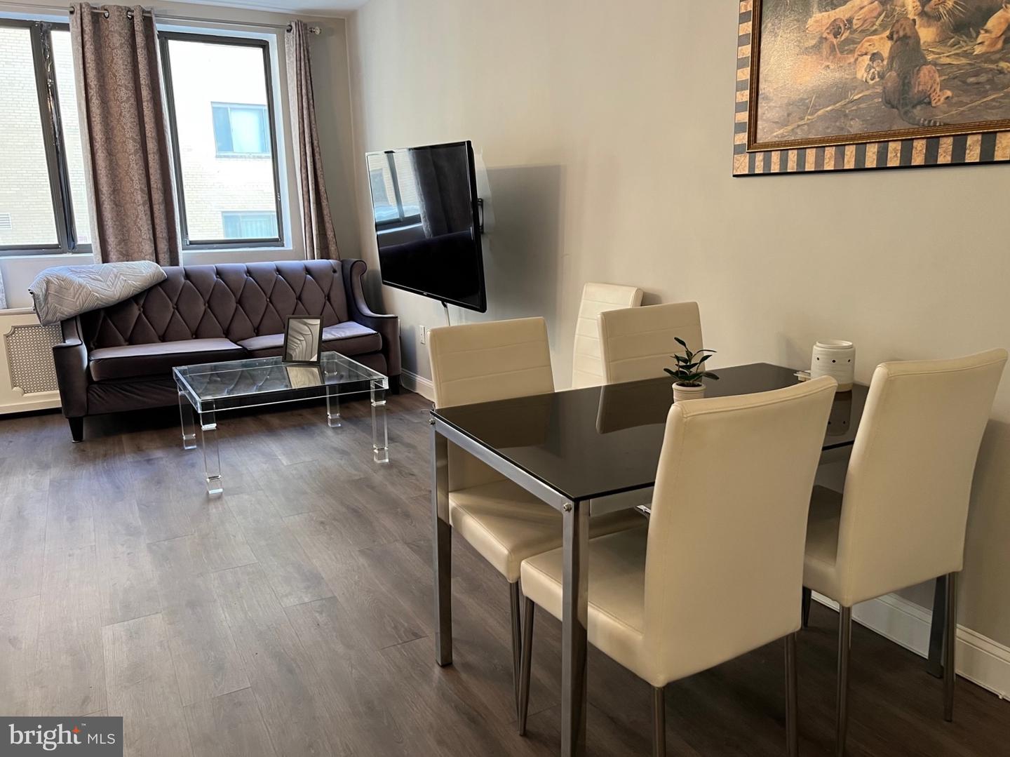 522 21ST ST NW #202, WASHINGTON, District Of Columbia 20006, ,1 BathroomBathrooms,Residential,For sale,522 21ST ST NW #202,DCDC2194152 MLS # DCDC2194152