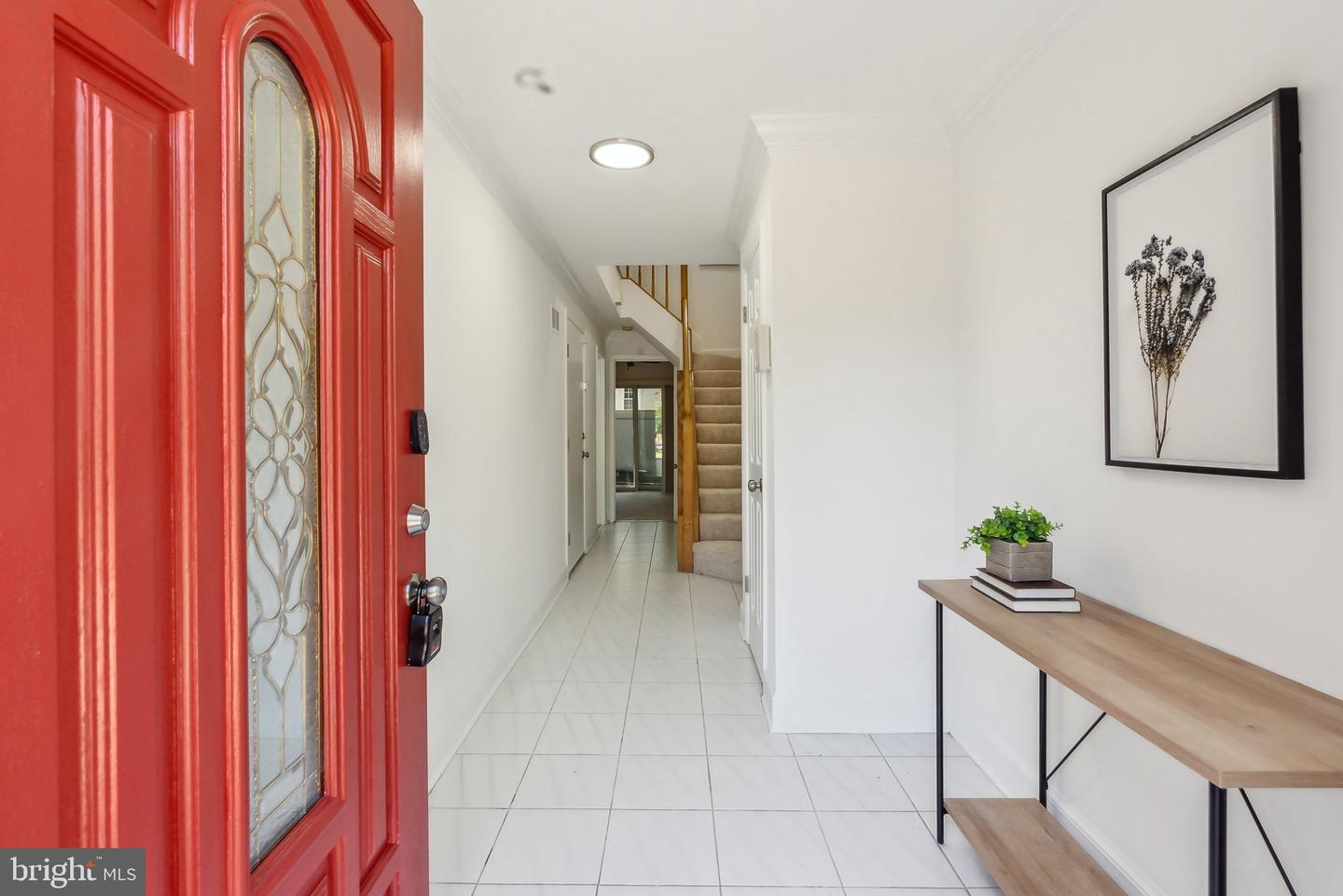 695 W GLEBE RD, ALEXANDRIA, Virginia 22305, 3 Bedrooms Bedrooms, ,4 BathroomsBathrooms,Residential,For sale,695 W GLEBE RD,VAAX2043810 MLS # VAAX2043810