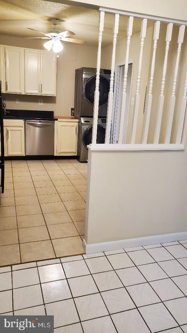 3705 S GEORGE MASON DR #1311, FALLS CHURCH, Virginia 22041, 2 Bedrooms Bedrooms, ,1 BathroomBathrooms,Residential,For sale,3705 S GEORGE MASON DR #1311,VAFX2232546 MLS # VAFX2232546