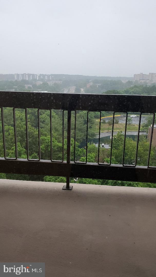 3705 S GEORGE MASON DR #1311, FALLS CHURCH, Virginia 22041, 2 Bedrooms Bedrooms, ,1 BathroomBathrooms,Residential,For sale,3705 S GEORGE MASON DR #1311,VAFX2232546 MLS # VAFX2232546