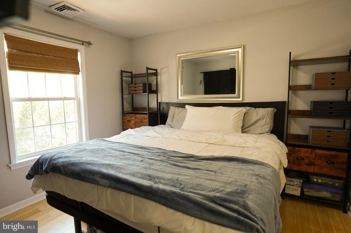 2691 24TH RD S, ARLINGTON, Virginia 22206, 3 Bedrooms Bedrooms, ,2 BathroomsBathrooms,Residential,For sale,2691 24TH RD S,VAAR2055636 MLS # VAAR2055636