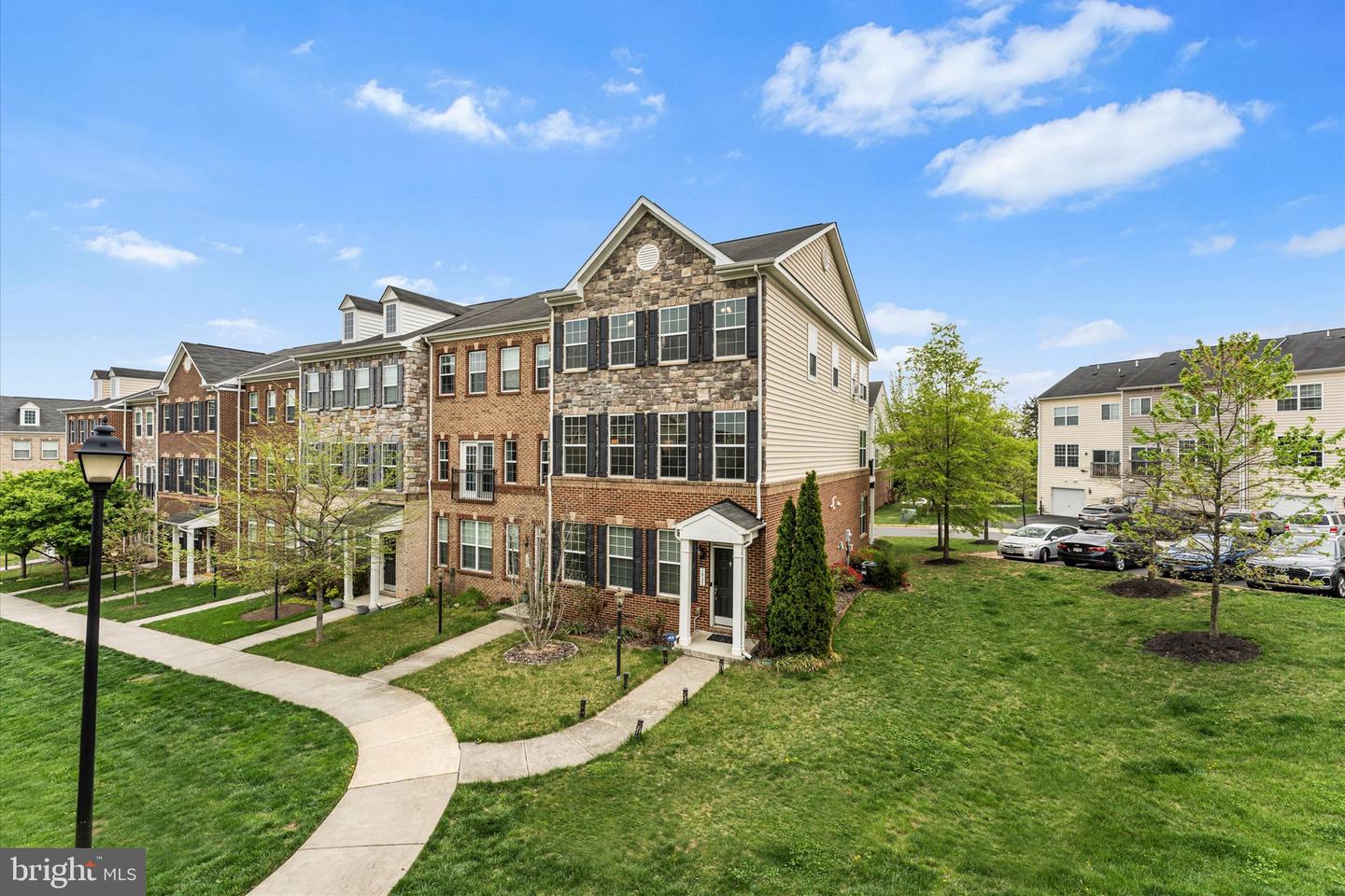 1652 LISMORE TER NE, LEESBURG, Virginia 20176, 4 Bedrooms Bedrooms, ,2 BathroomsBathrooms,Residential,For sale,1652 LISMORE TER NE,VALO2093164 MLS # VALO2093164