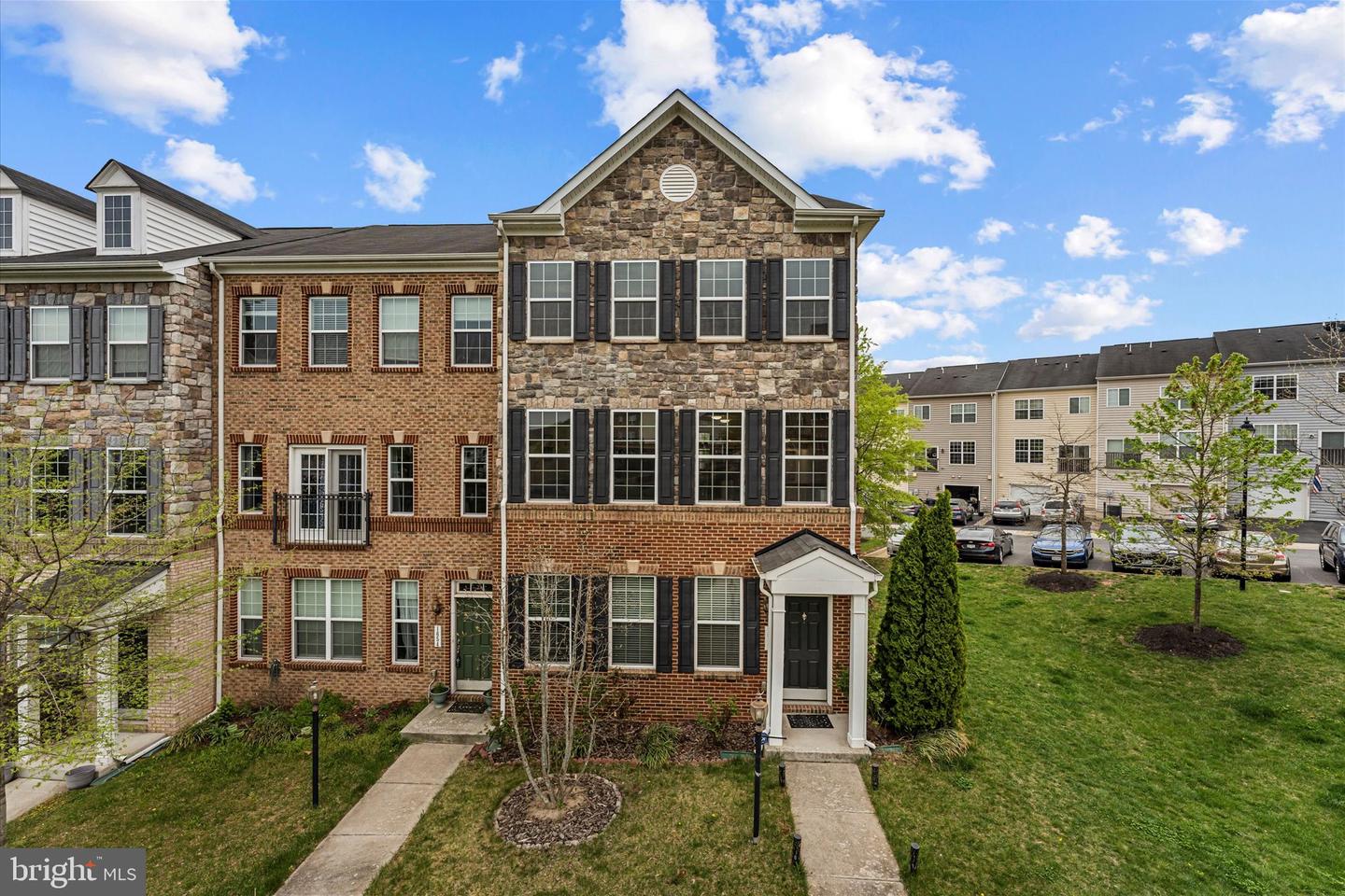 1652 LISMORE TER NE, LEESBURG, Virginia 20176, 4 Bedrooms Bedrooms, ,2 BathroomsBathrooms,Residential,For sale,1652 LISMORE TER NE,VALO2093164 MLS # VALO2093164