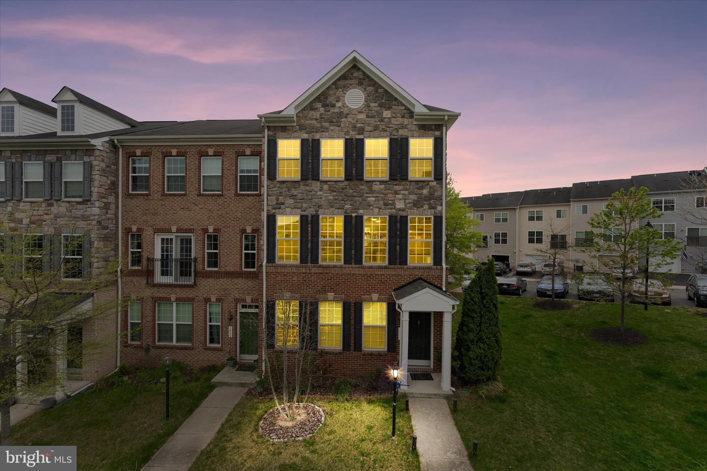 1652 LISMORE TER NE, LEESBURG, Virginia 20176, 4 Bedrooms Bedrooms, ,2 BathroomsBathrooms,Residential,For sale,1652 LISMORE TER NE,VALO2093164 MLS # VALO2093164