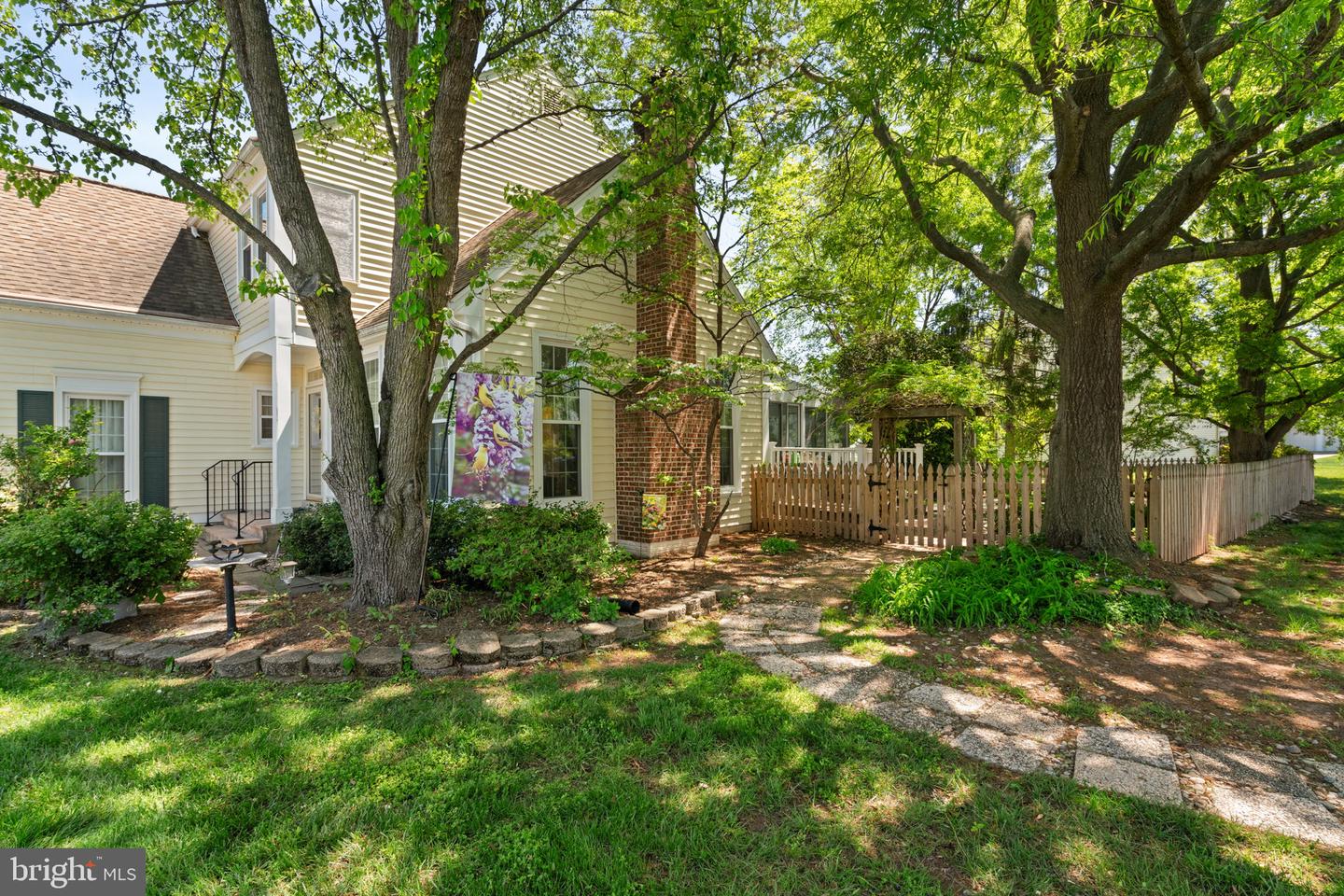 43971 URBANCREST CT, ASHBURN, Virginia 20147, 4 Bedrooms Bedrooms, ,3 BathroomsBathrooms,Residential,For sale,43971 URBANCREST CT,VALO2093196 MLS # VALO2093196