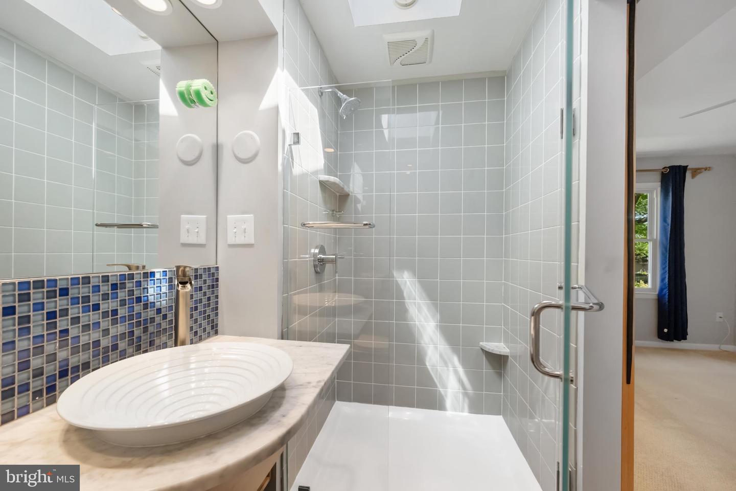 1623 NATHAN LN, HERNDON, Virginia 20170, 3 Bedrooms Bedrooms, ,2 BathroomsBathrooms,Residential,For sale,1623 NATHAN LN,VAFX2232888 MLS # VAFX2232888