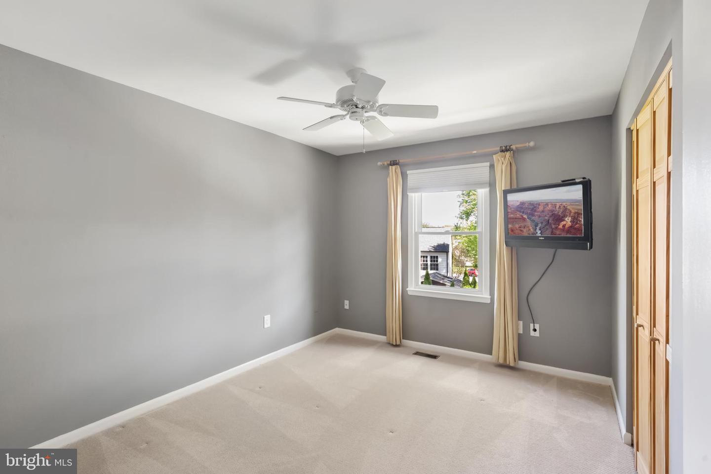 1623 NATHAN LN, HERNDON, Virginia 20170, 3 Bedrooms Bedrooms, ,2 BathroomsBathrooms,Residential,For sale,1623 NATHAN LN,VAFX2232888 MLS # VAFX2232888