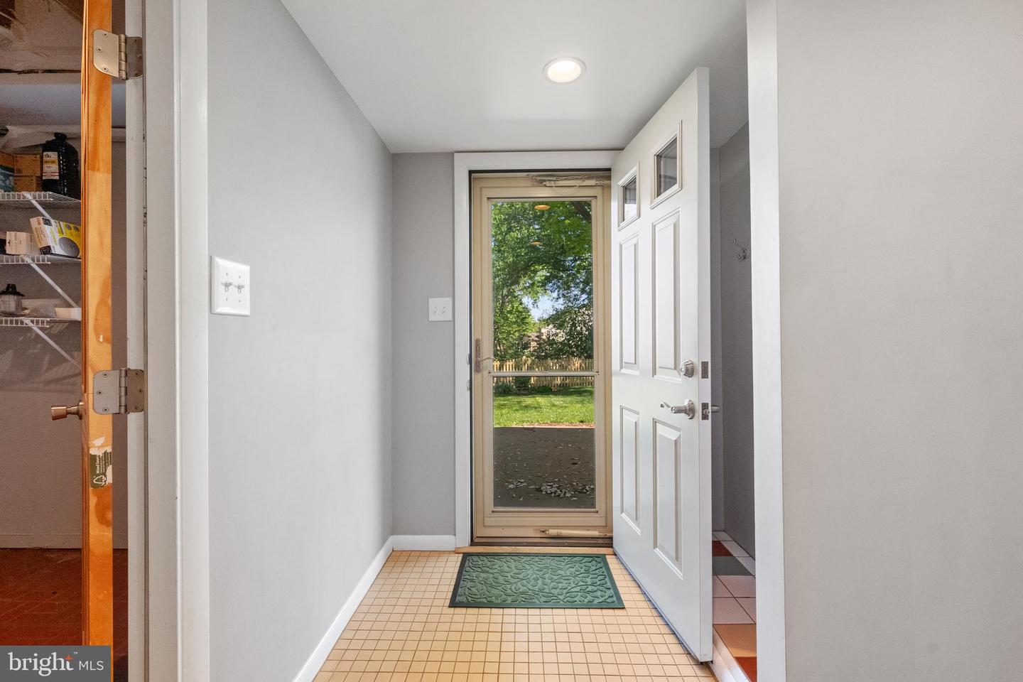 1623 NATHAN LN, HERNDON, Virginia 20170, 3 Bedrooms Bedrooms, ,2 BathroomsBathrooms,Residential,For sale,1623 NATHAN LN,VAFX2232888 MLS # VAFX2232888