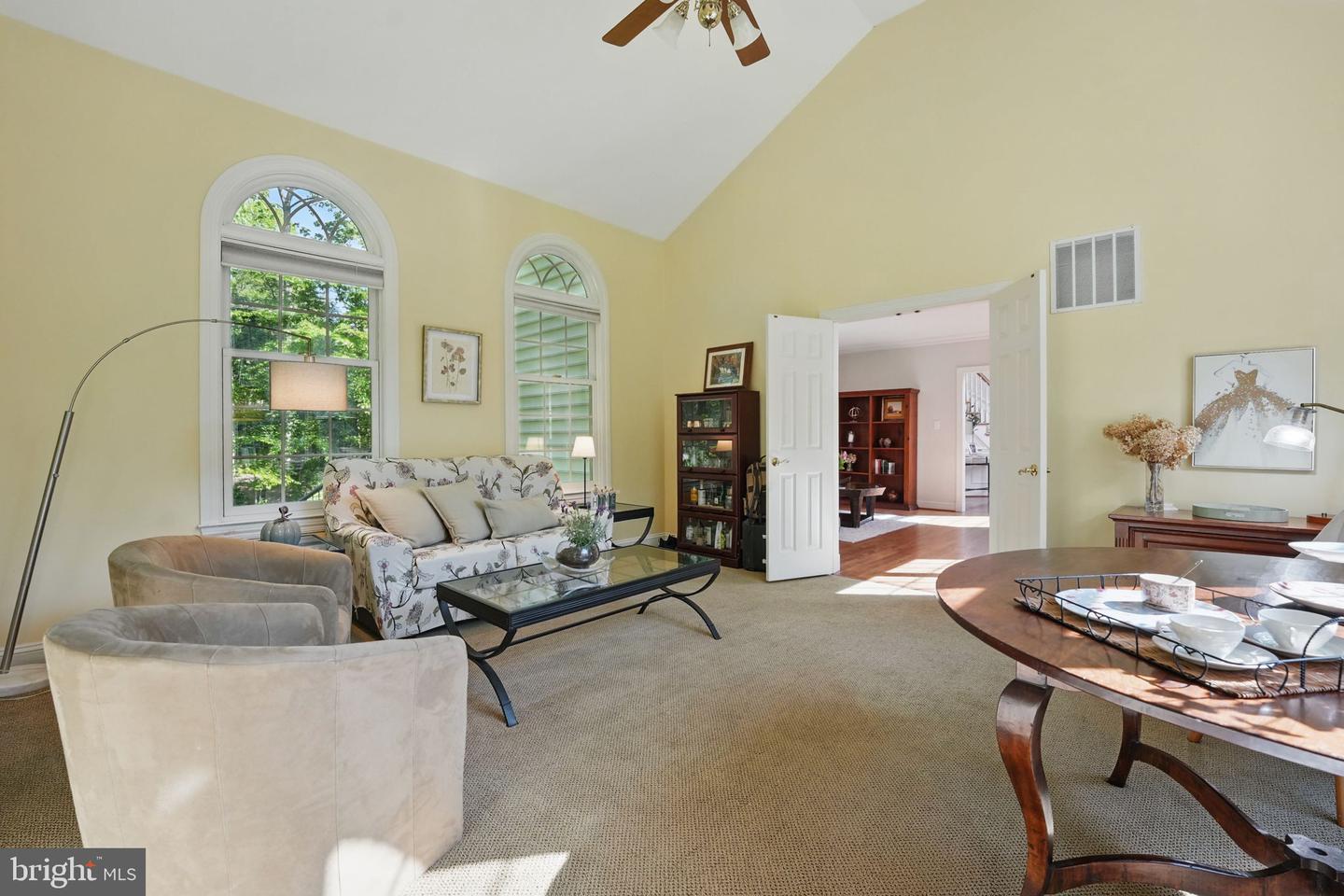 5826 HANNORA LN, FAIRFAX STATION, Virginia 22039, 5 Bedrooms Bedrooms, ,4 BathroomsBathrooms,Residential,For sale,5826 HANNORA LN,VAFX2232892 MLS # VAFX2232892