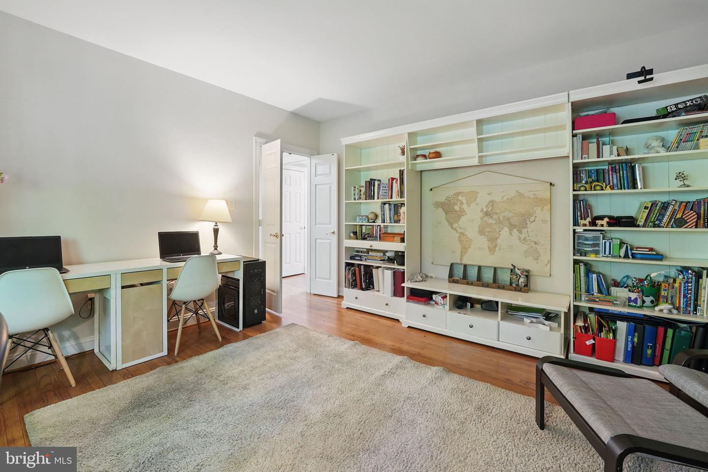 5826 HANNORA LN, FAIRFAX STATION, Virginia 22039, 5 Bedrooms Bedrooms, ,4 BathroomsBathrooms,Residential,For sale,5826 HANNORA LN,VAFX2232892 MLS # VAFX2232892