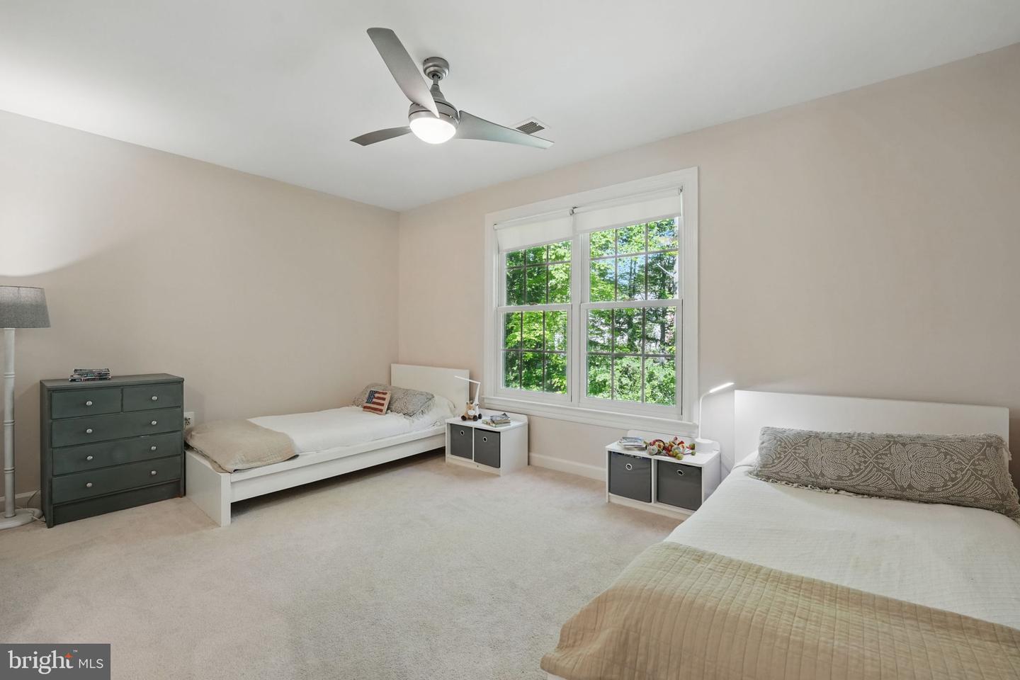 5826 HANNORA LN, FAIRFAX STATION, Virginia 22039, 5 Bedrooms Bedrooms, ,4 BathroomsBathrooms,Residential,For sale,5826 HANNORA LN,VAFX2232892 MLS # VAFX2232892