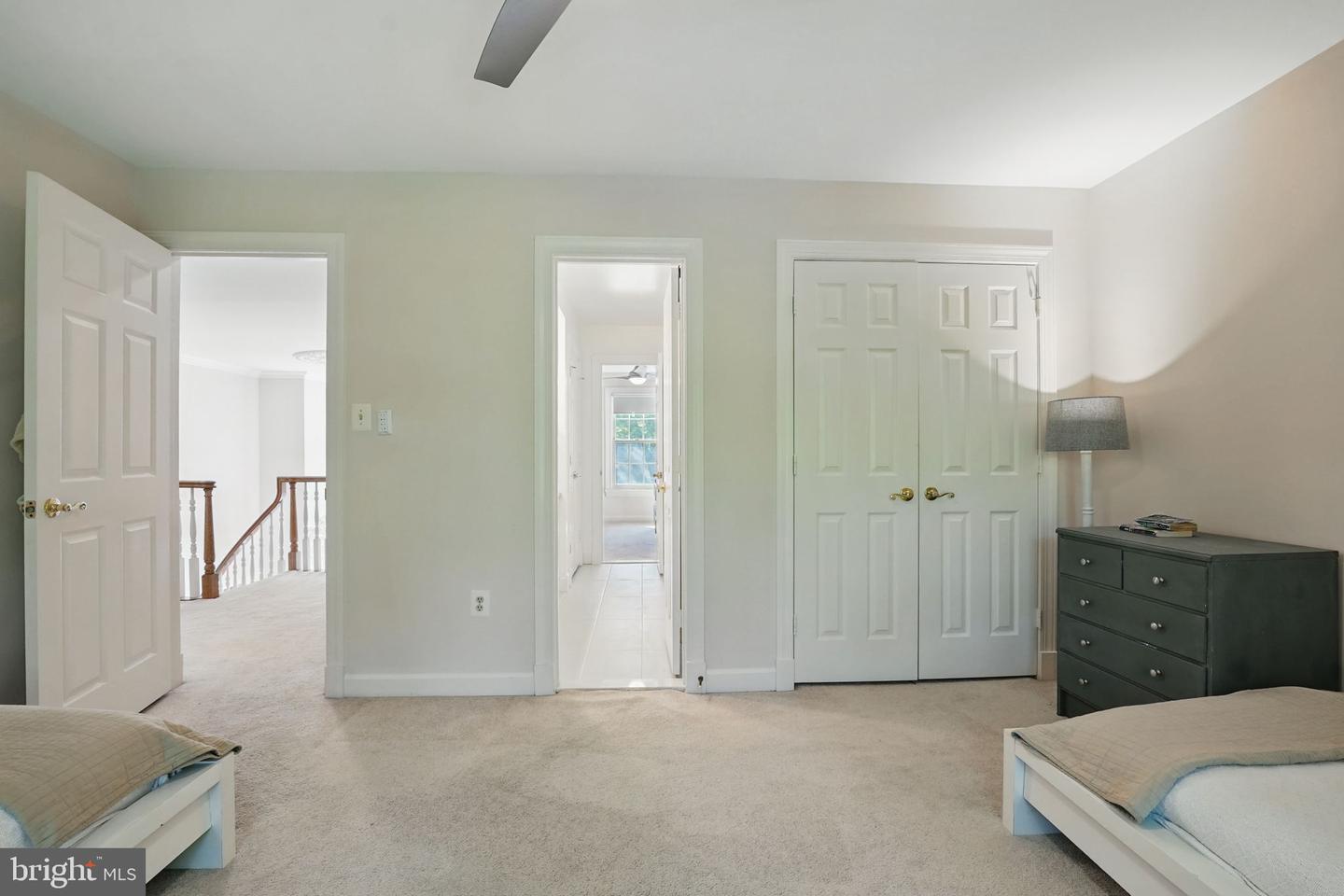 5826 HANNORA LN, FAIRFAX STATION, Virginia 22039, 5 Bedrooms Bedrooms, ,4 BathroomsBathrooms,Residential,For sale,5826 HANNORA LN,VAFX2232892 MLS # VAFX2232892