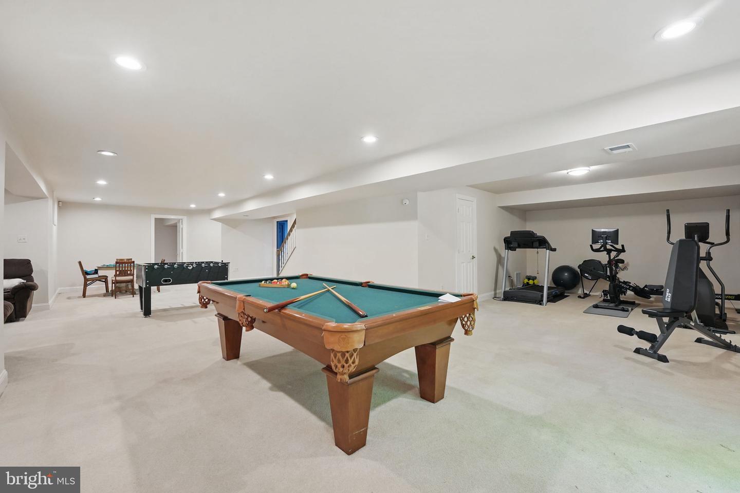5826 HANNORA LN, FAIRFAX STATION, Virginia 22039, 5 Bedrooms Bedrooms, ,4 BathroomsBathrooms,Residential,For sale,5826 HANNORA LN,VAFX2232892 MLS # VAFX2232892