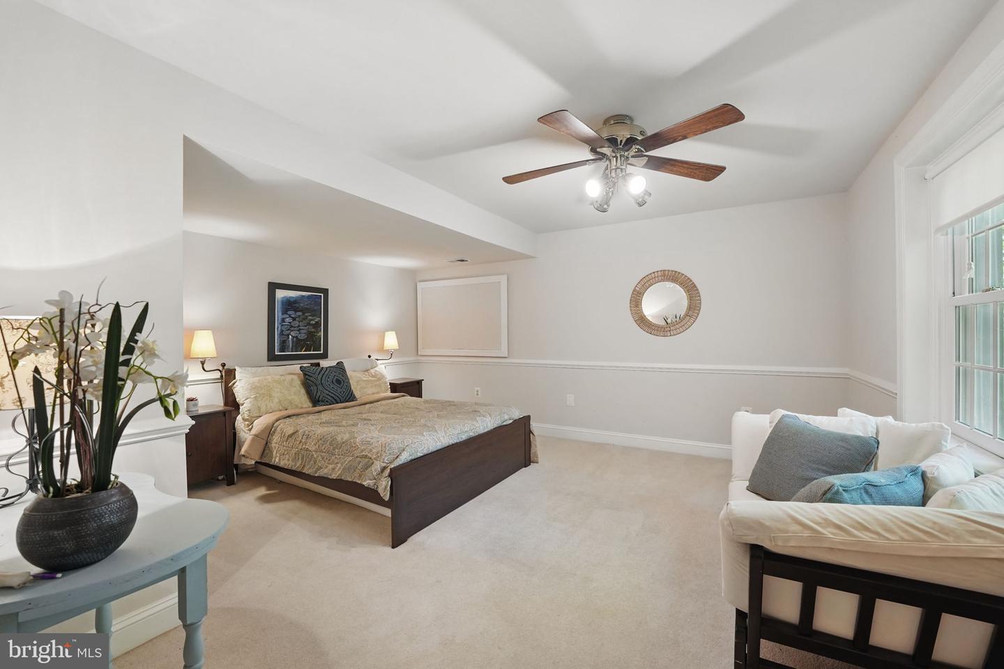 5826 HANNORA LN, FAIRFAX STATION, Virginia 22039, 5 Bedrooms Bedrooms, ,4 BathroomsBathrooms,Residential,For sale,5826 HANNORA LN,VAFX2232892 MLS # VAFX2232892