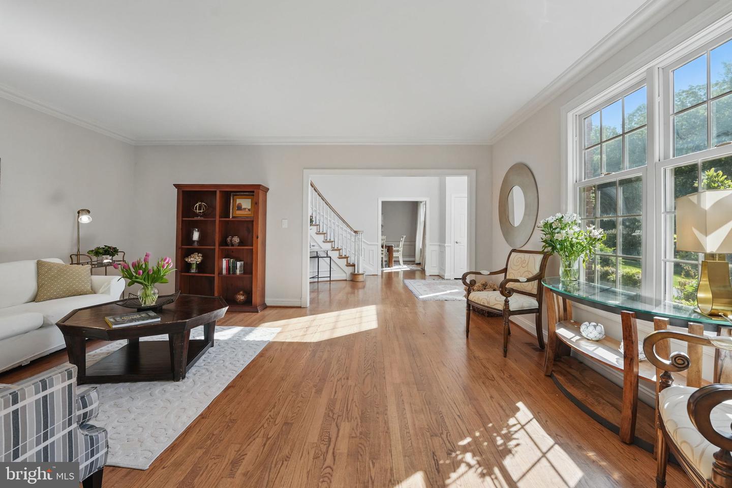 5826 HANNORA LN, FAIRFAX STATION, Virginia 22039, 5 Bedrooms Bedrooms, ,4 BathroomsBathrooms,Residential,For sale,5826 HANNORA LN,VAFX2232892 MLS # VAFX2232892
