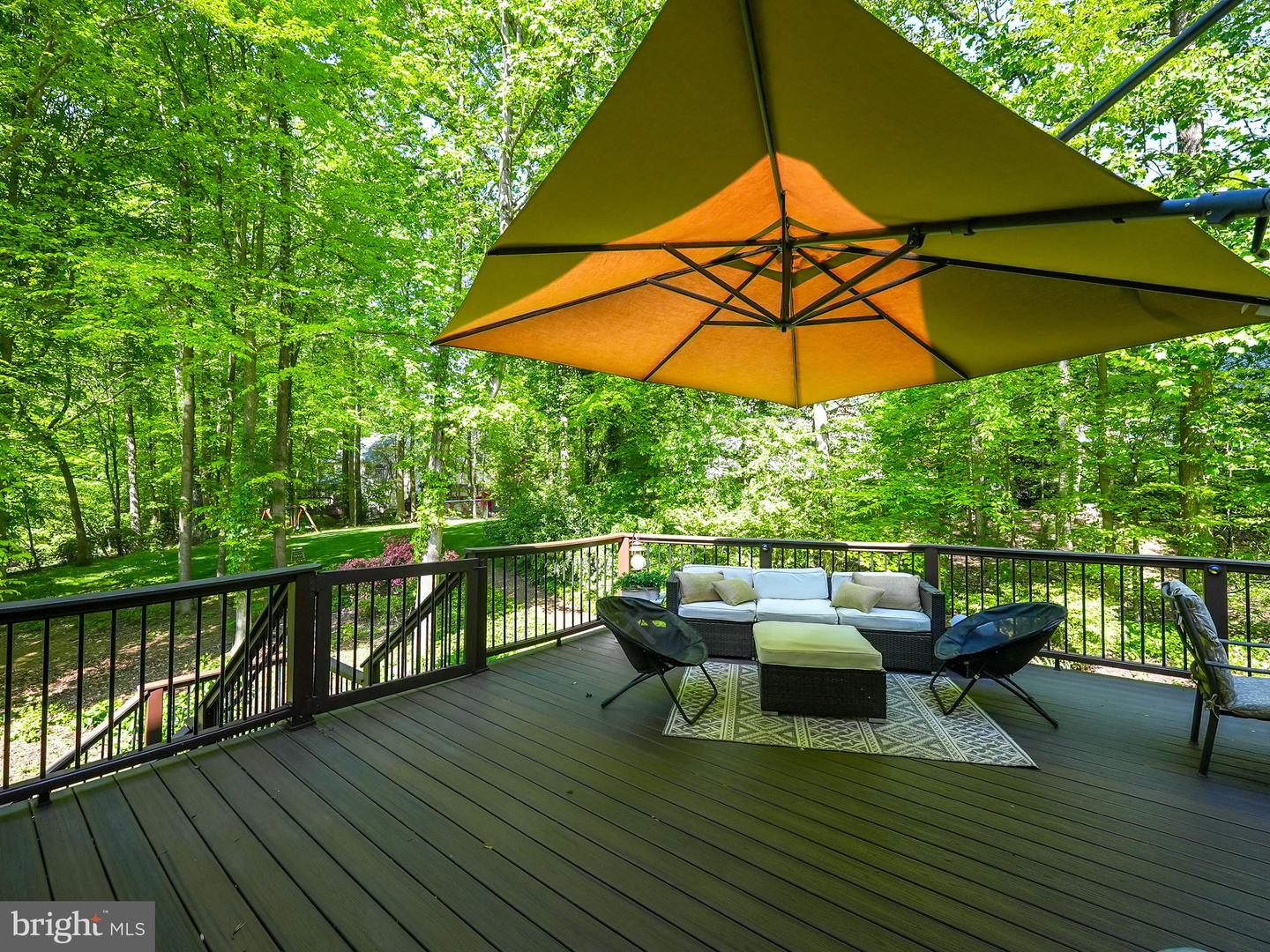 5826 HANNORA LN, FAIRFAX STATION, Virginia 22039, 5 Bedrooms Bedrooms, ,4 BathroomsBathrooms,Residential,For sale,5826 HANNORA LN,VAFX2232892 MLS # VAFX2232892