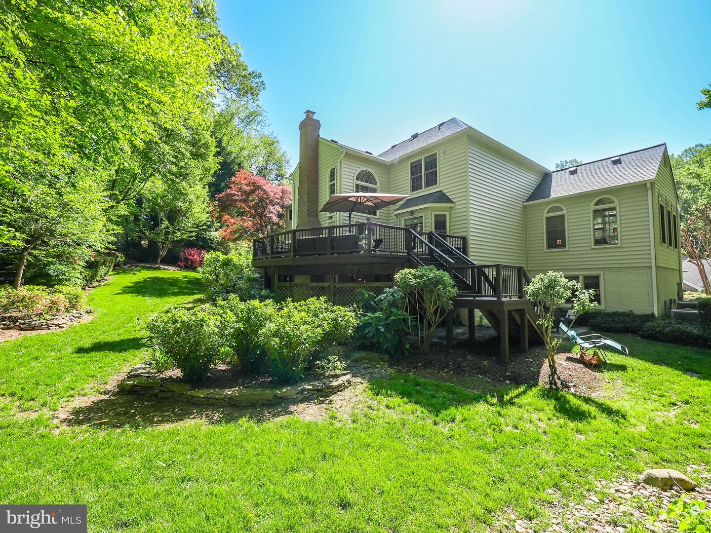 5826 HANNORA LN, FAIRFAX STATION, Virginia 22039, 5 Bedrooms Bedrooms, ,4 BathroomsBathrooms,Residential,For sale,5826 HANNORA LN,VAFX2232892 MLS # VAFX2232892