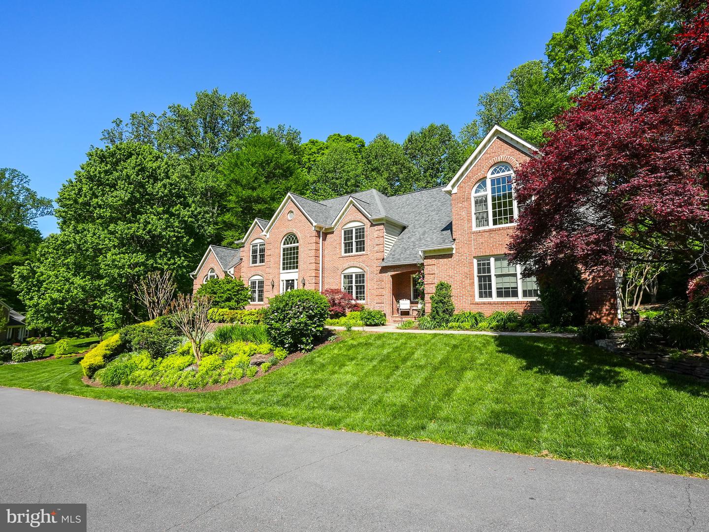 5826 HANNORA LN, FAIRFAX STATION, Virginia 22039, 5 Bedrooms Bedrooms, ,4 BathroomsBathrooms,Residential,For sale,5826 HANNORA LN,VAFX2232892 MLS # VAFX2232892