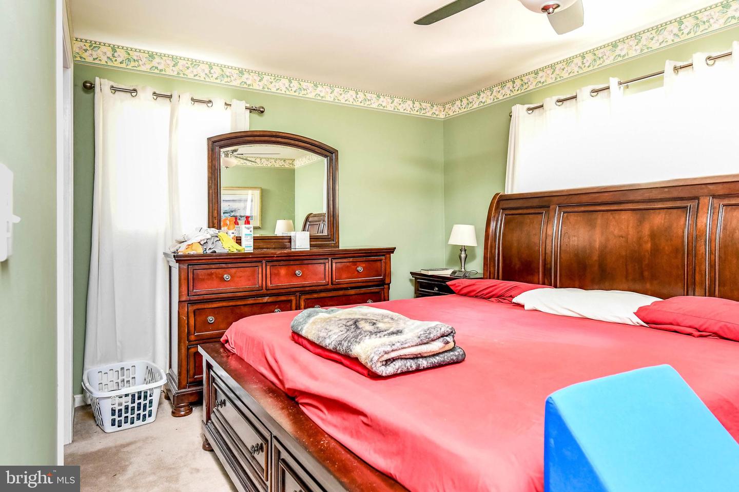 7809 LAKE DR, MANASSAS, Virginia 20111, 4 Bedrooms Bedrooms, ,2 BathroomsBathrooms,Residential,For sale,7809 LAKE DR,VAPW2091474 MLS # VAPW2091474