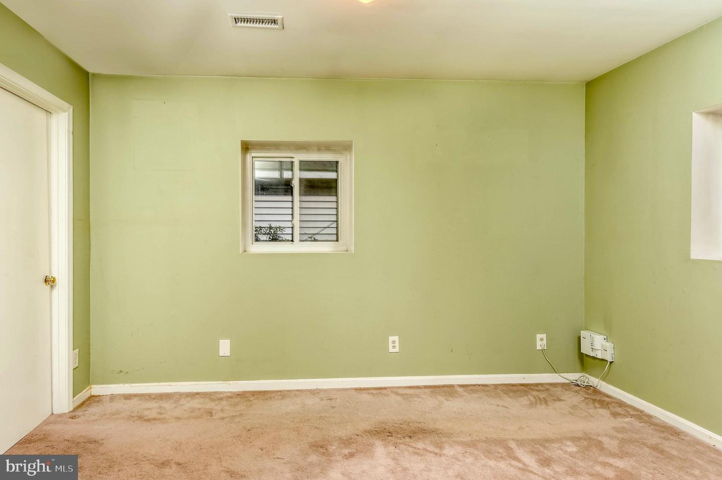 7809 LAKE DR, MANASSAS, Virginia 20111, 4 Bedrooms Bedrooms, ,2 BathroomsBathrooms,Residential,For sale,7809 LAKE DR,VAPW2091474 MLS # VAPW2091474