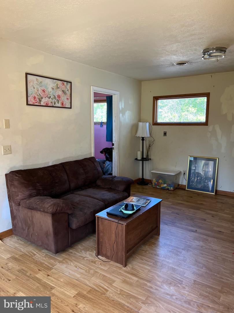3721 WEST HOOVER ROAD, HAYWOOD, Virginia 22722, 3 Bedrooms Bedrooms, ,2 BathroomsBathrooms,Residential,For sale,3721 WEST HOOVER ROAD,VAMA2002176 MLS # VAMA2002176