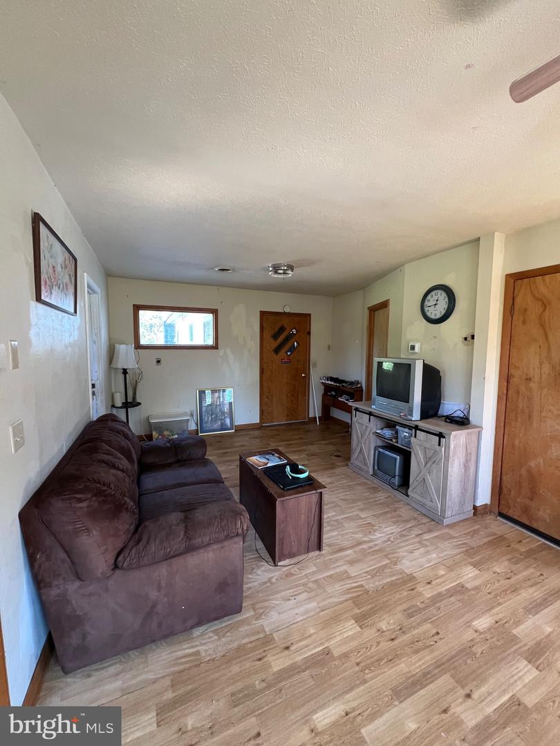 3721 WEST HOOVER ROAD, HAYWOOD, Virginia 22722, 3 Bedrooms Bedrooms, ,2 BathroomsBathrooms,Residential,For sale,3721 WEST HOOVER ROAD,VAMA2002176 MLS # VAMA2002176